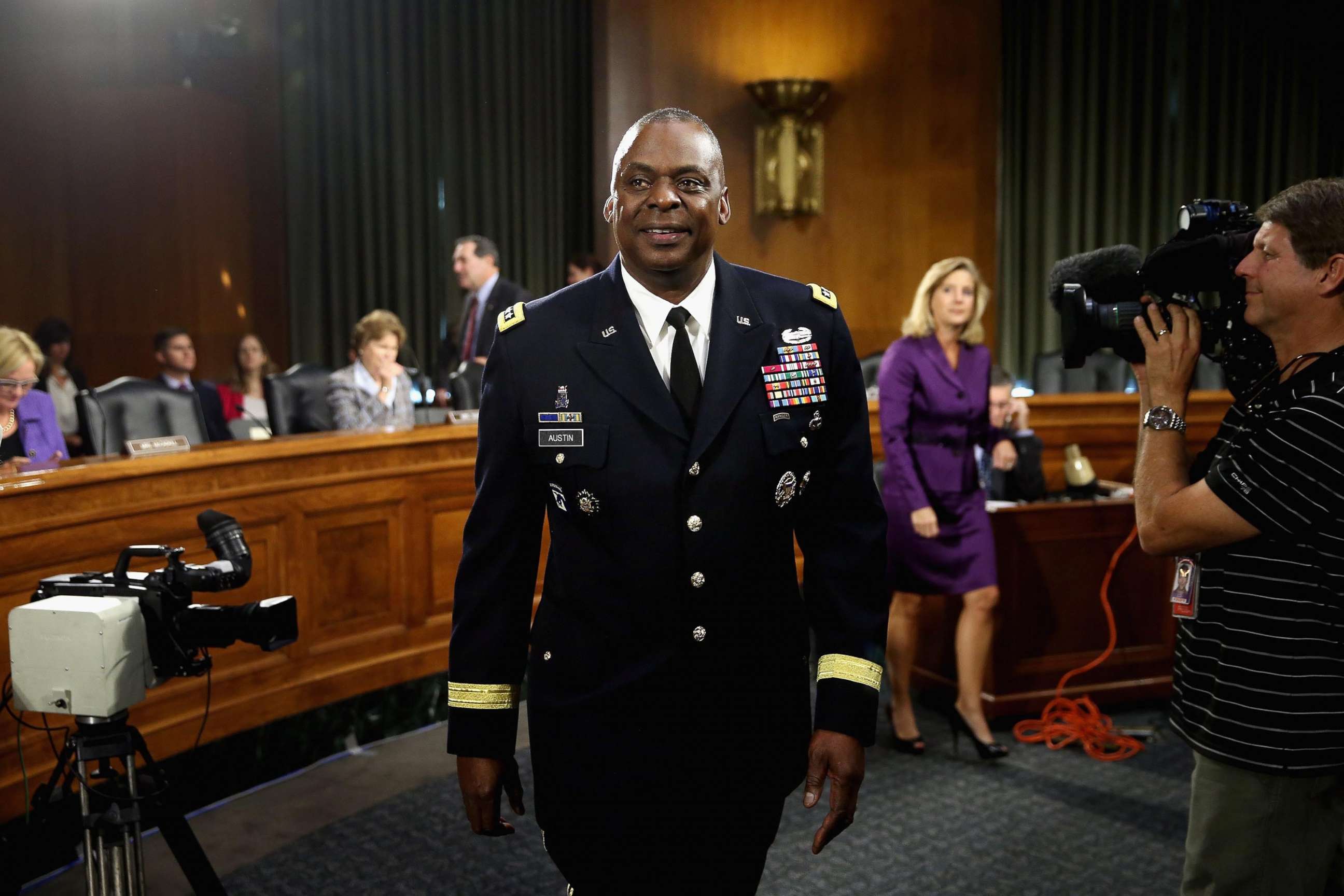 PHOTO: In this Sept. 16, 2015, file photo, Gen. Lloyd Austin III, commander of U.S. Central Command, prepares to testify before the Senate Armed Services Committee on Capitol Hill in Washington, DC.
