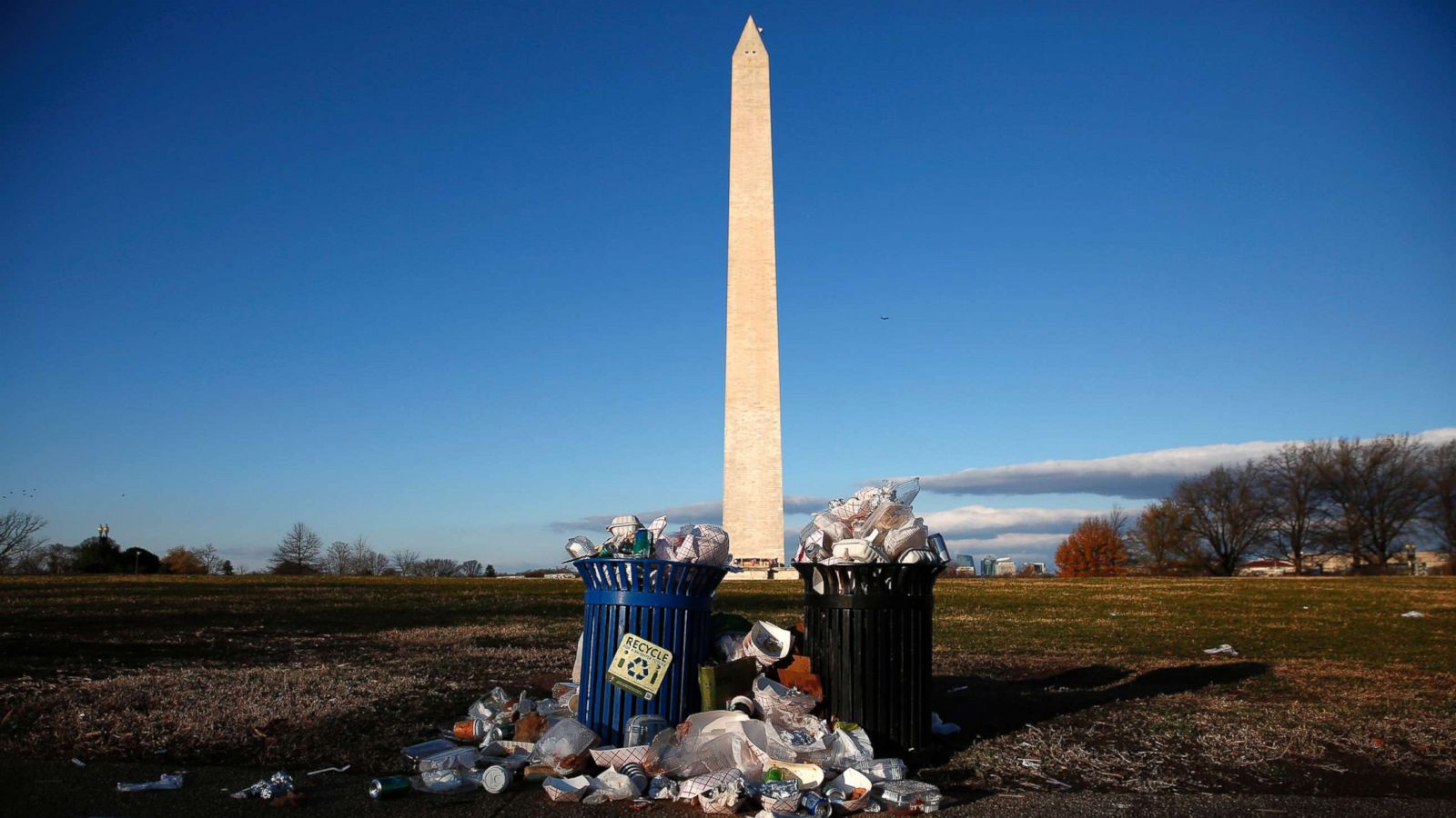 Overflowing Garbage Cans: A Health Risk and Threat to the Environment