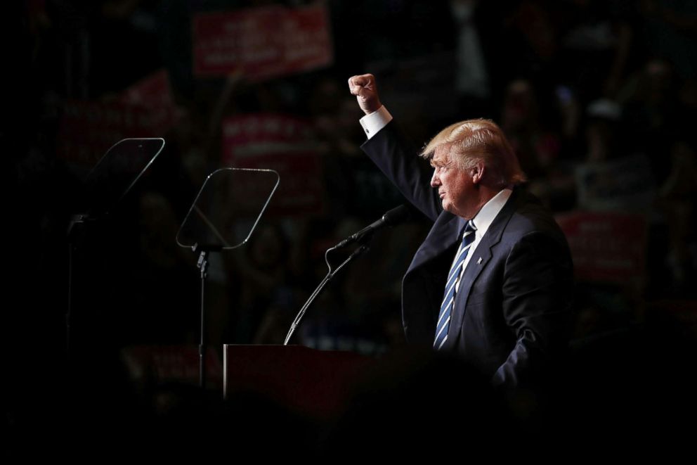 PHOTO: Donald Trump speaks at a campaign rally on Nov.1, 2016 in Eau Claire, Wisconsin. 