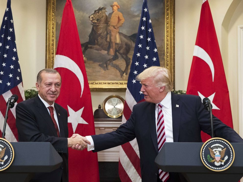 PHOTO: President Donald Trump shakes hands with President of Turkey Recep Tayyip Erdogan in the Roosevelt Room where they issued a joint statement following their meeting at the White House, May 16, 2017 in Washington, D.C.