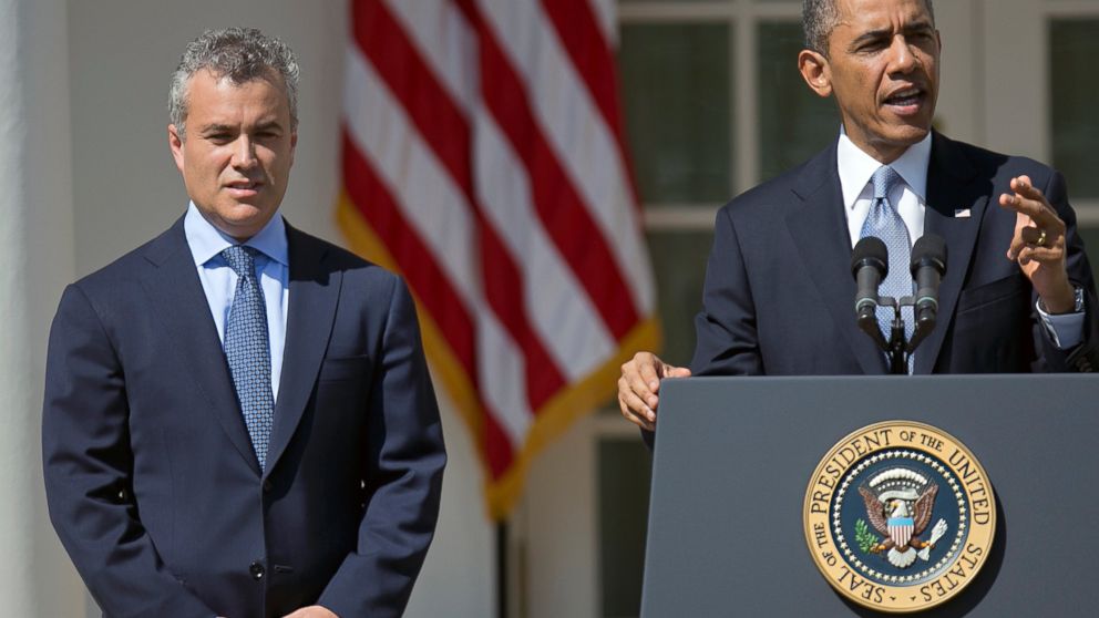 Acting budget director Jeff Zients looks on as President Barack Obama speaks about his proposed 2014 budget during a press conference in the Rose Garden of the White House in Washington, in this April 10, 2013 photo.