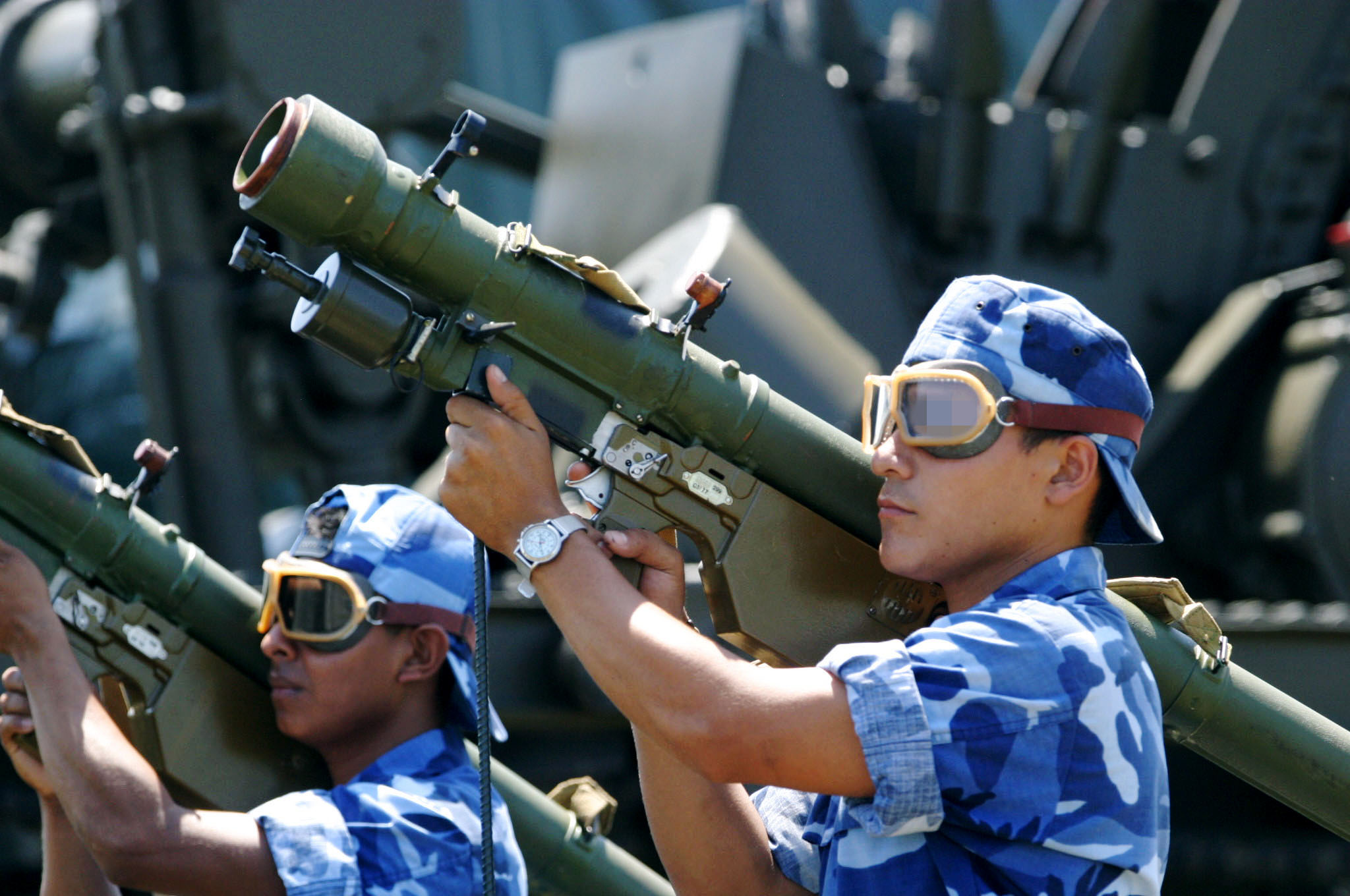 PHOTO: Nicaraguan soldiers carry SA-7 anti-aircraft missiles during a parade in Managua in 2003.