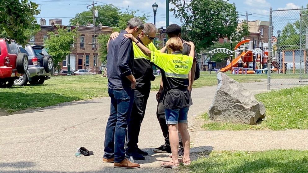 PHOTO: Volunteer street chaplains from Rock Ministries are fighting and praying to keep hope alive as three epidemics -- drugs, guns and covid -- simultaneously hit Kensington, Philadelphia, hard.