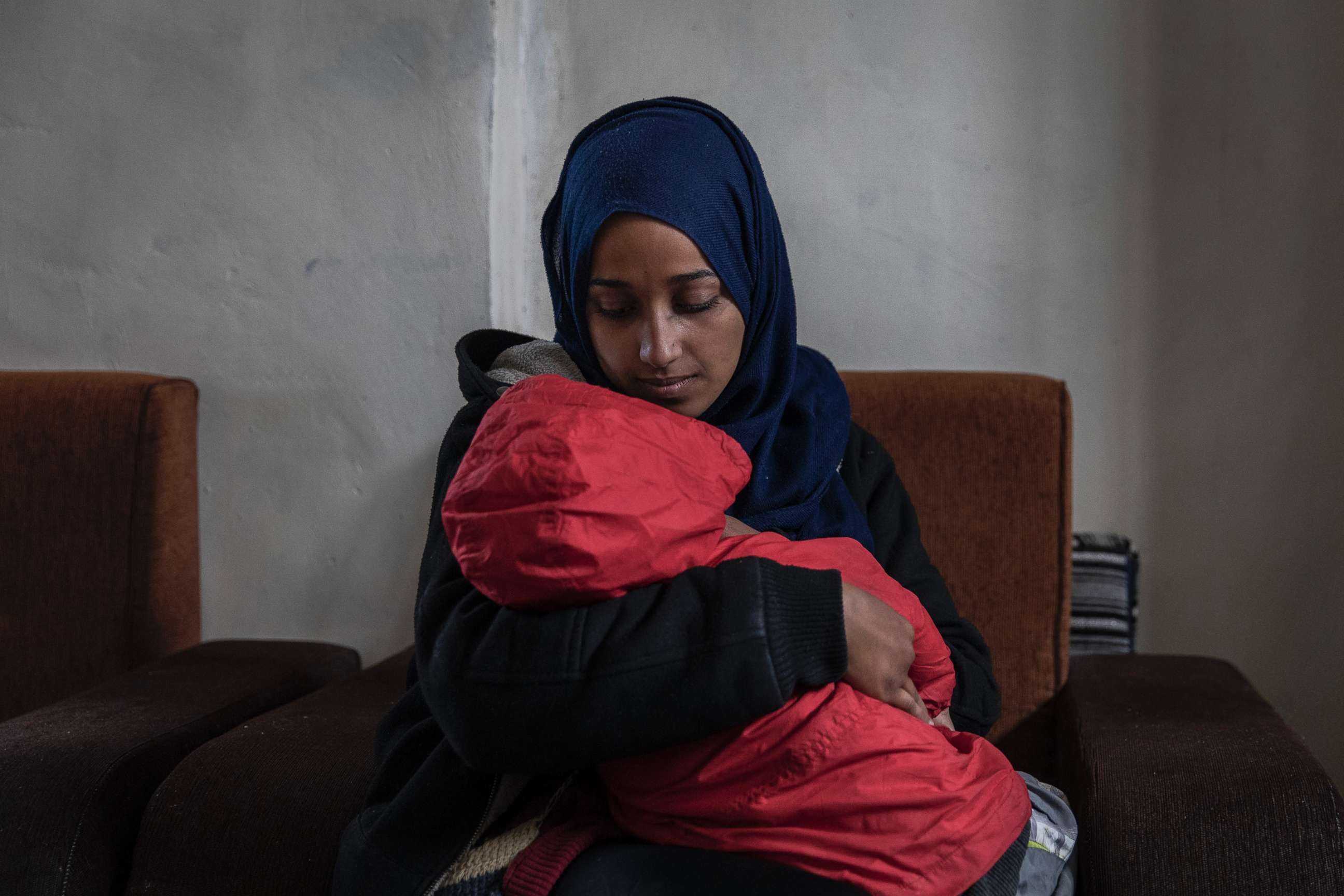 PHOTO: Hoda Muthana, who was born in the United States and joined the Islamic State four years ago, with her son at a detention camp in Al-Hawl, Syria, Feb. 17, 2019. 