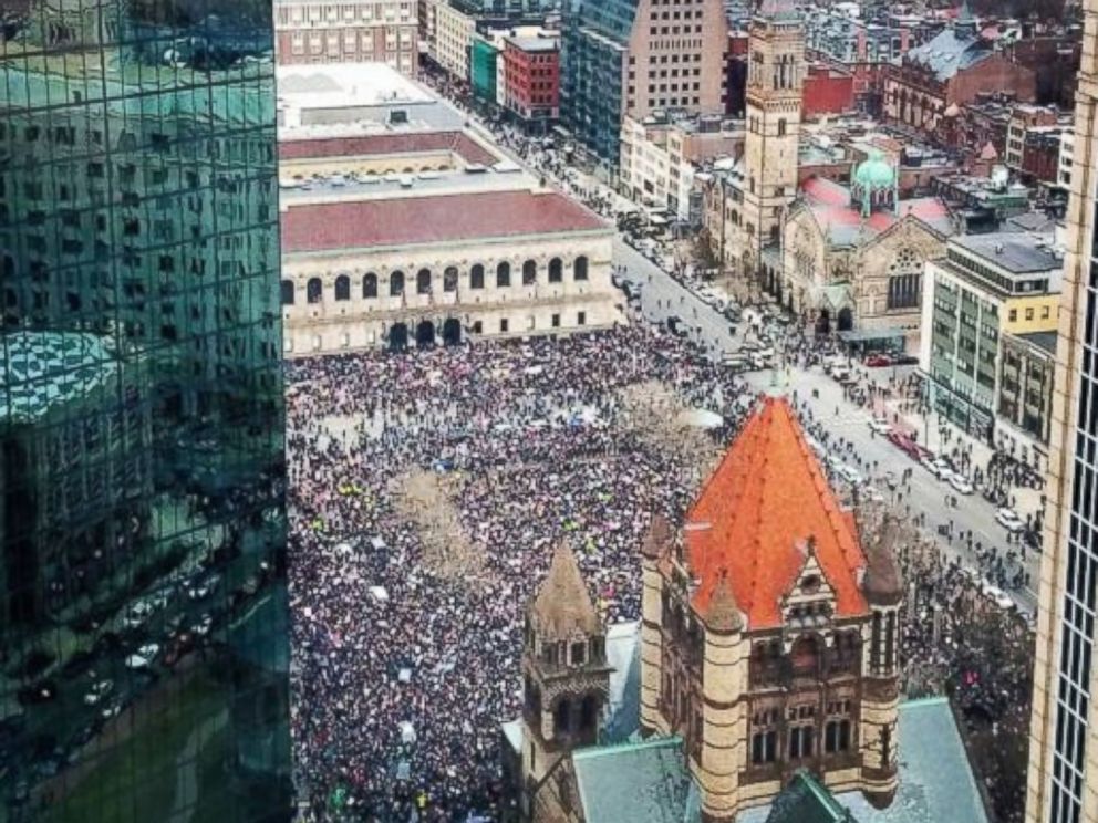PHOTO: Protesters of Donald Trumps immigration ban rally at Copley Square in Boston, Jan. 29, 2017.