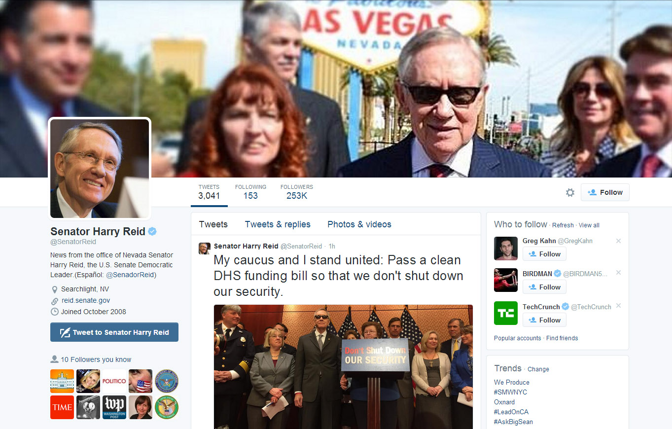 PHOTO: This screen grab from Harry Reid's official Twitter page was made on Feb. 24, 2015.