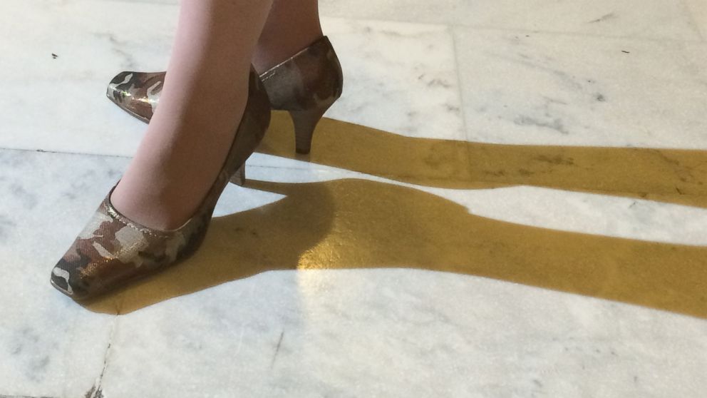 PHOTO: The shoes of Joni Ernst prior to the State of the Union, Jan. 20, 2015. 