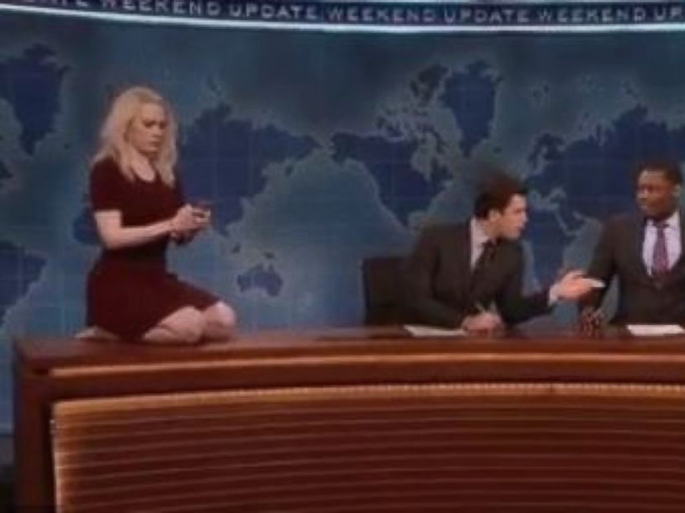 PHOTO: Saturday Night Live cast member Kate McKinnon as White House adviser Kellyanne Conway during the shows March 4, 2017, episode.