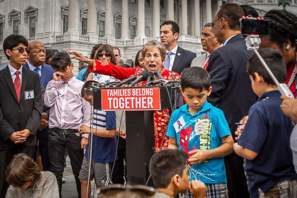 PHOTO: Schakowsky joined House Democrats, including John Lewis and Pramila Jayapal, and immigration advocates held a fiery press conference demanding the Trump administration immediately end their policy to separate families, June 20, 2018, in Washington.