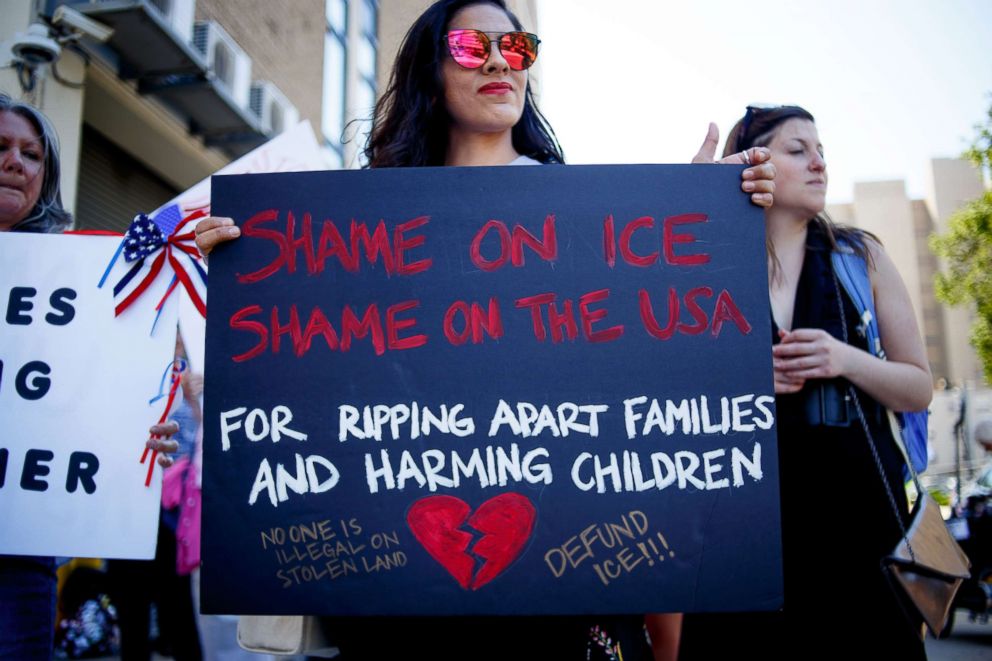 PHOTO: Protestors participate in a rally organized by Families Belong Together in Philadelphia,June 14, 2018.