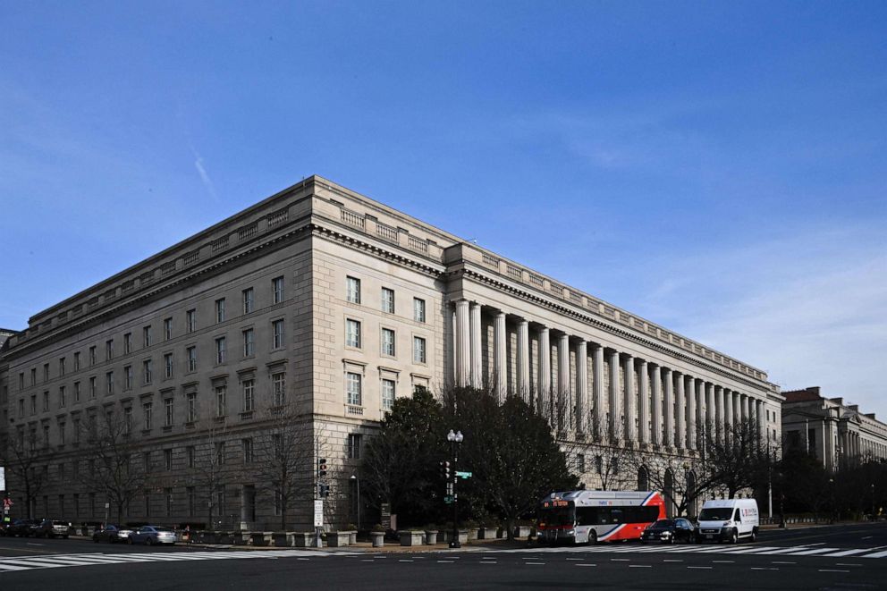 PHOTO: The Internal Revenue Service headquarters building is shown in Washington, D.C., on Jan. 10, 2023.