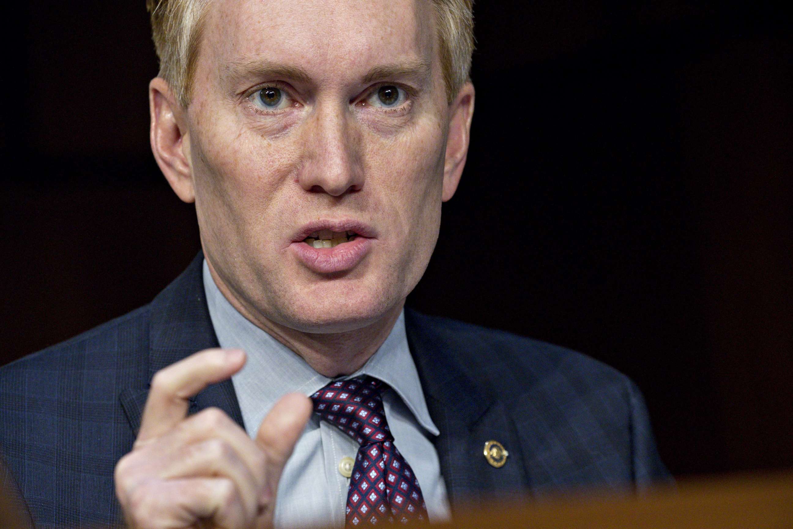 PHOTO: Senator James Lankford, a Republican from Oklahoma, questions witnesses during a Senate Intelligence Committee hearing in Washington, Nov. 1, 2017.