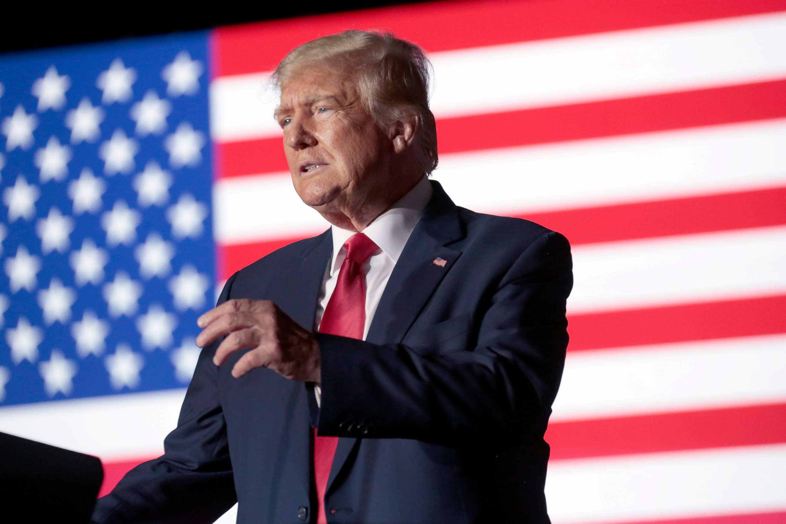 PHOTO: Former President Donald Trump holds a rally in Wilmington, N.C., Sept. 23, 2022.