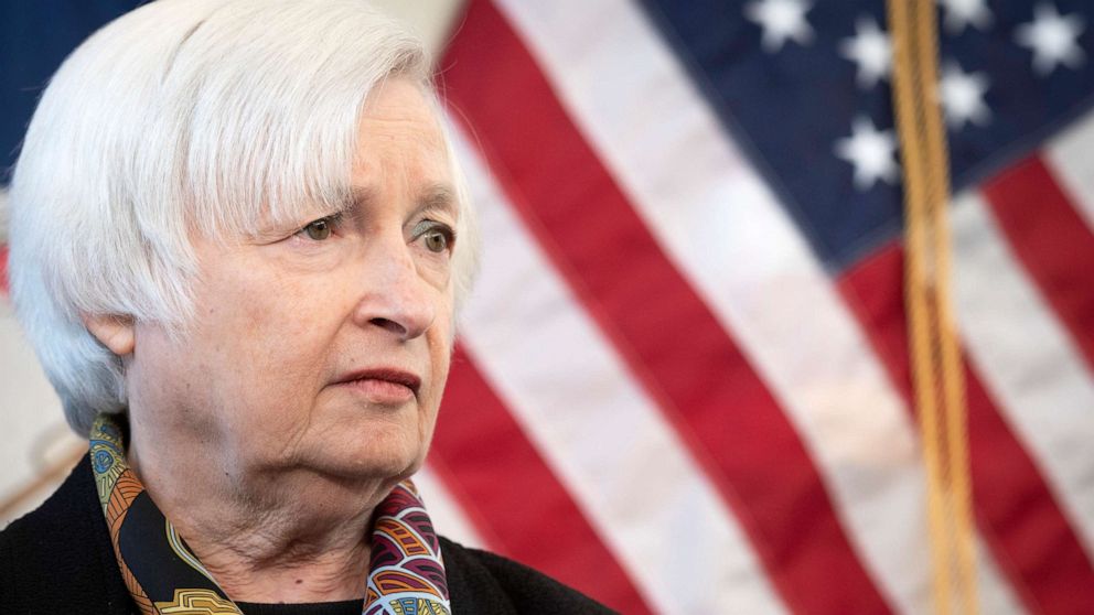 PHOTO: Treasury Secretary Janet Yellen speaks with reporters during a visit to the Virginia Innovation Partnership Corporation incubator at the Center for Innovative Technology campus in Herndon, Va., Oct. 21, 2022.