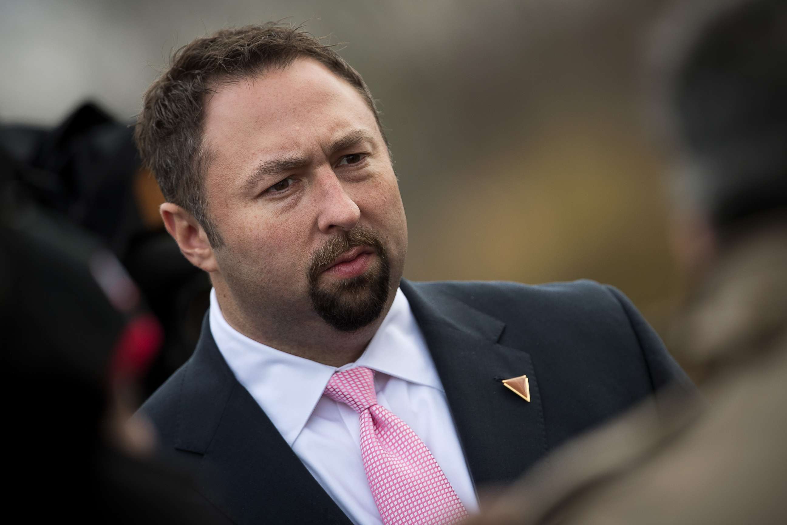 PHOTO: Jason Miller, communications director for the Trump transition team, briefs reporters at Trump International Golf Club, Nov. 20, 2016, in Bedminster Township, N.J.