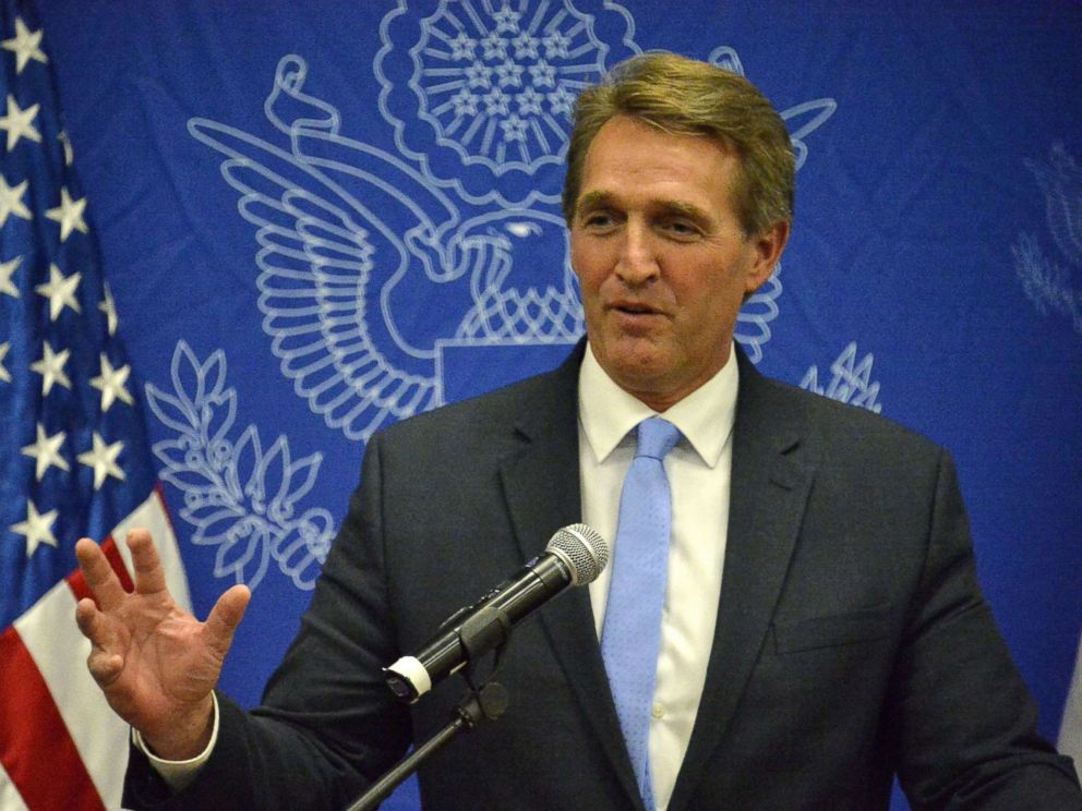 PHOTO: Sen. Jeff Flake delivers a message to the media in the Benjamin Franklin library at the U.S. embassy in Mexico City, Nov. 22, 2016.