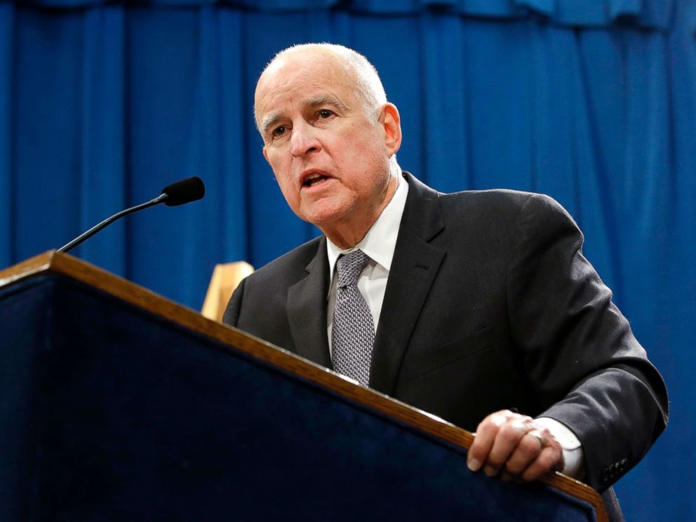 PHOTO: California Gov. Jerry Brown responds to a question at a news conference in Sacramento, Calif., Jan. 10, 2018.