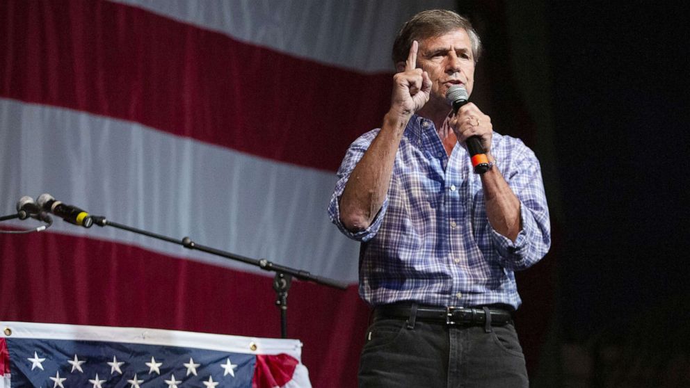 PHOTO: Joe Sestak, former Representative from Pennsylvania and 2020 presidential candidate, speaks during the Democratic Wing Ding event in Clear Lake, Iowa, Aug. 9, 2019.