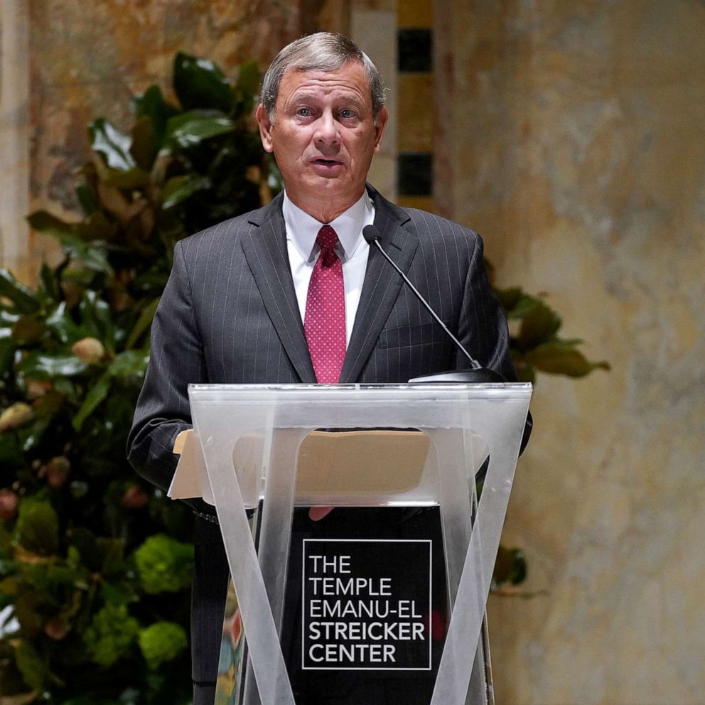 chief justice roberts email