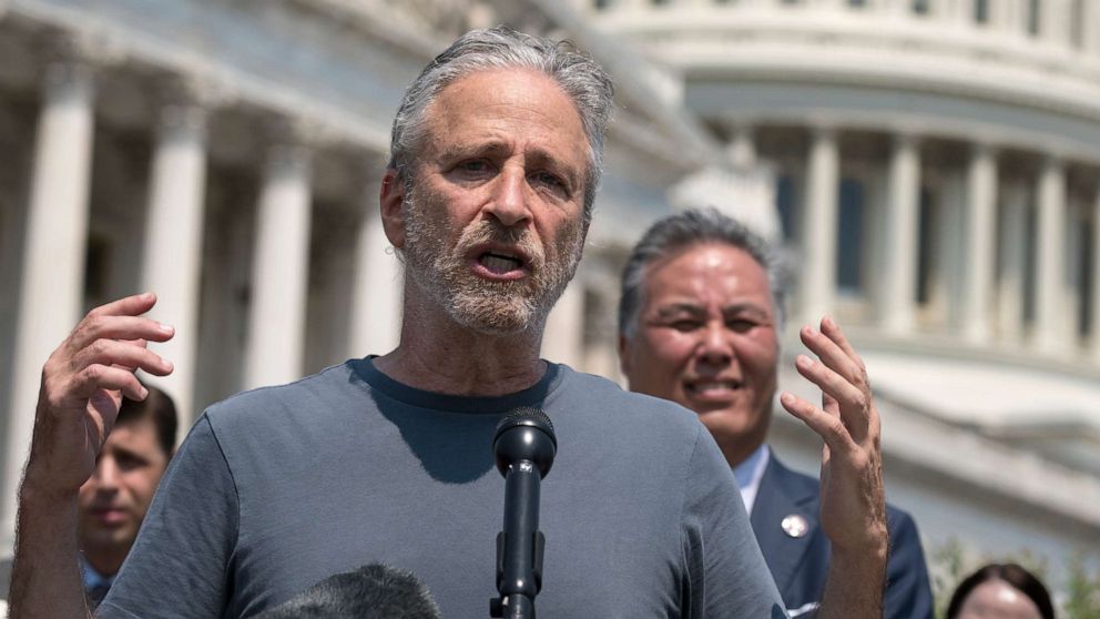 PHOTO: Jon Stewart lends his support to legislation to expand benefits and improve care for military veterans suffering from toxic exposure to burn pits and other hazards, at the Capitol in Washington, May 26, 2021.