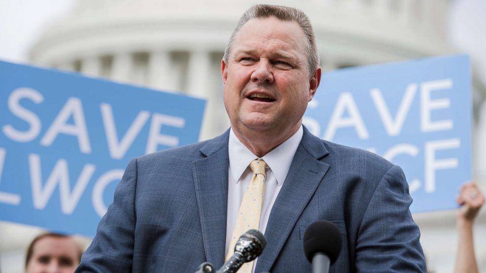 Democratic Sen. Jon Tester thanks Trump in full page ad ahead of rally