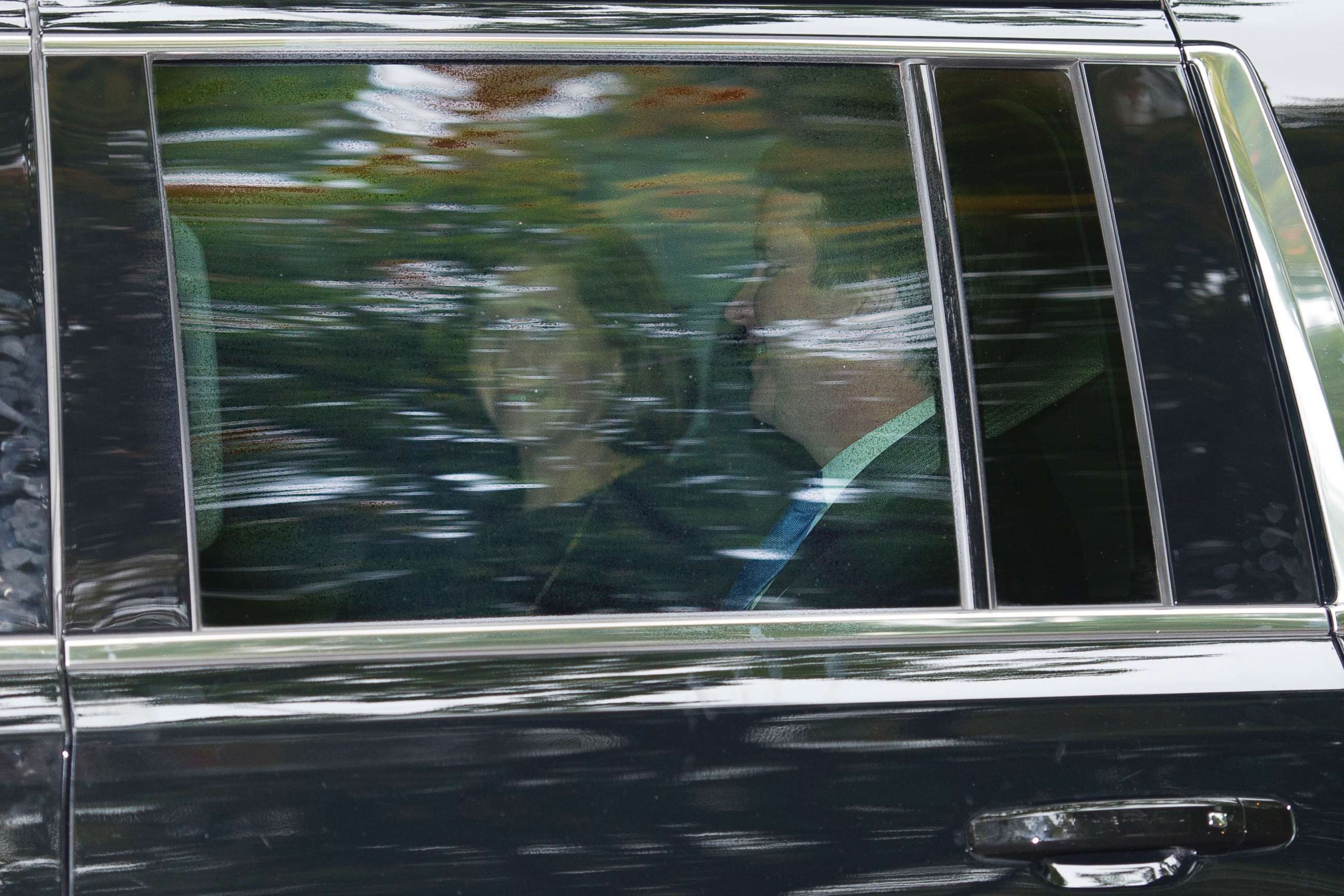 PHOTO: Supreme Court nominee Brett Kavanaugh and his wife Ashley Estes Kavanaugh depart their home in Chevy Chase, Md., en route to the Supreme Court, Oct. 6, 2018.