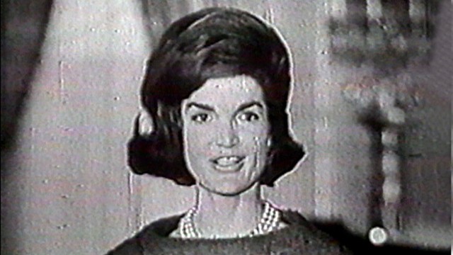 Jacqueline Kennedy S White House Tour Video Abc News Jacqueline Kennedy S White House Tour