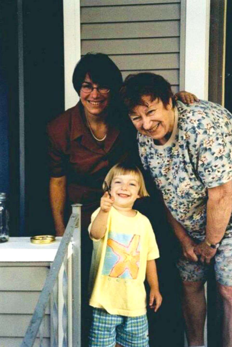 PHOTO: Democratic presidential candidate Amy Klobuchar shared this photo of her mother and daughter for Mother's Day. 