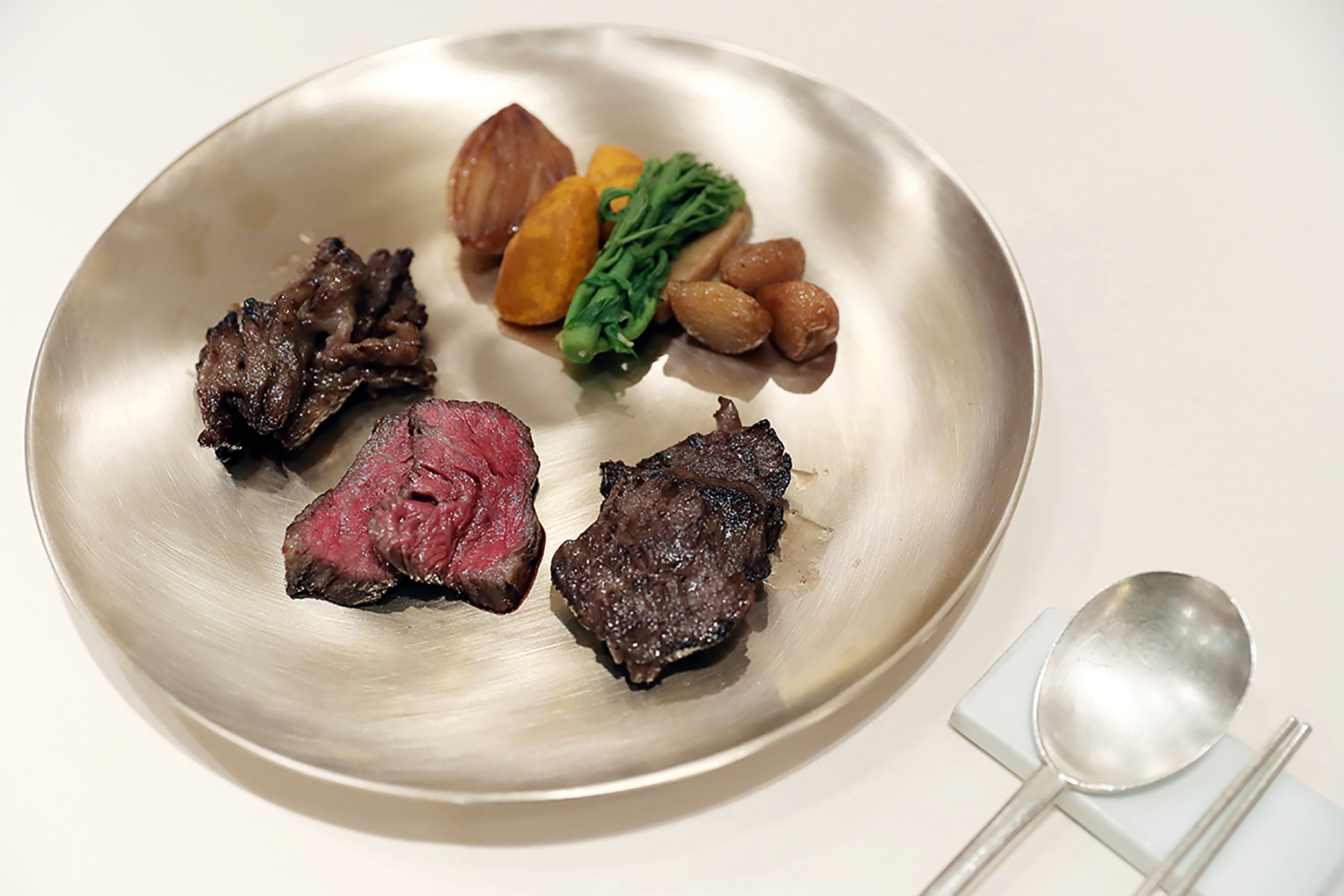 PHOTO: Roasted Korean beef is one of the dishes which will be served at the dinner of the upcoming inter-Korean summit.