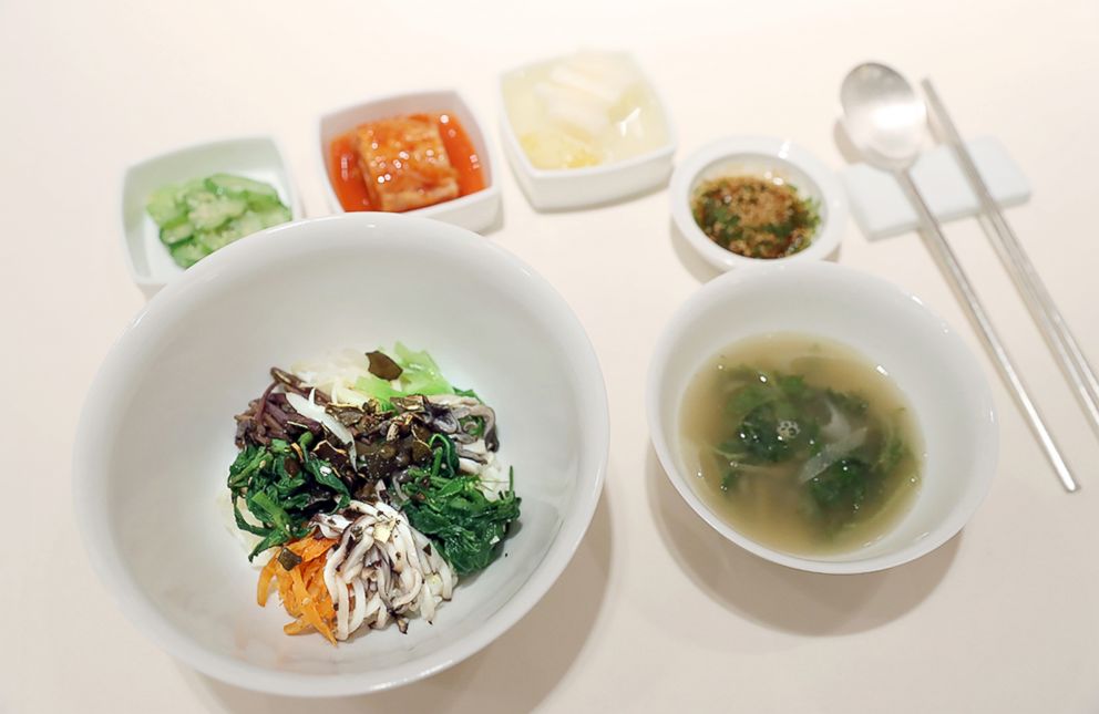 PHOTO: Bibimbap, a traditional dish featuring various vegetables mixed with rice, which will be served at the dinner of the upcoming inter-Korean summit.
