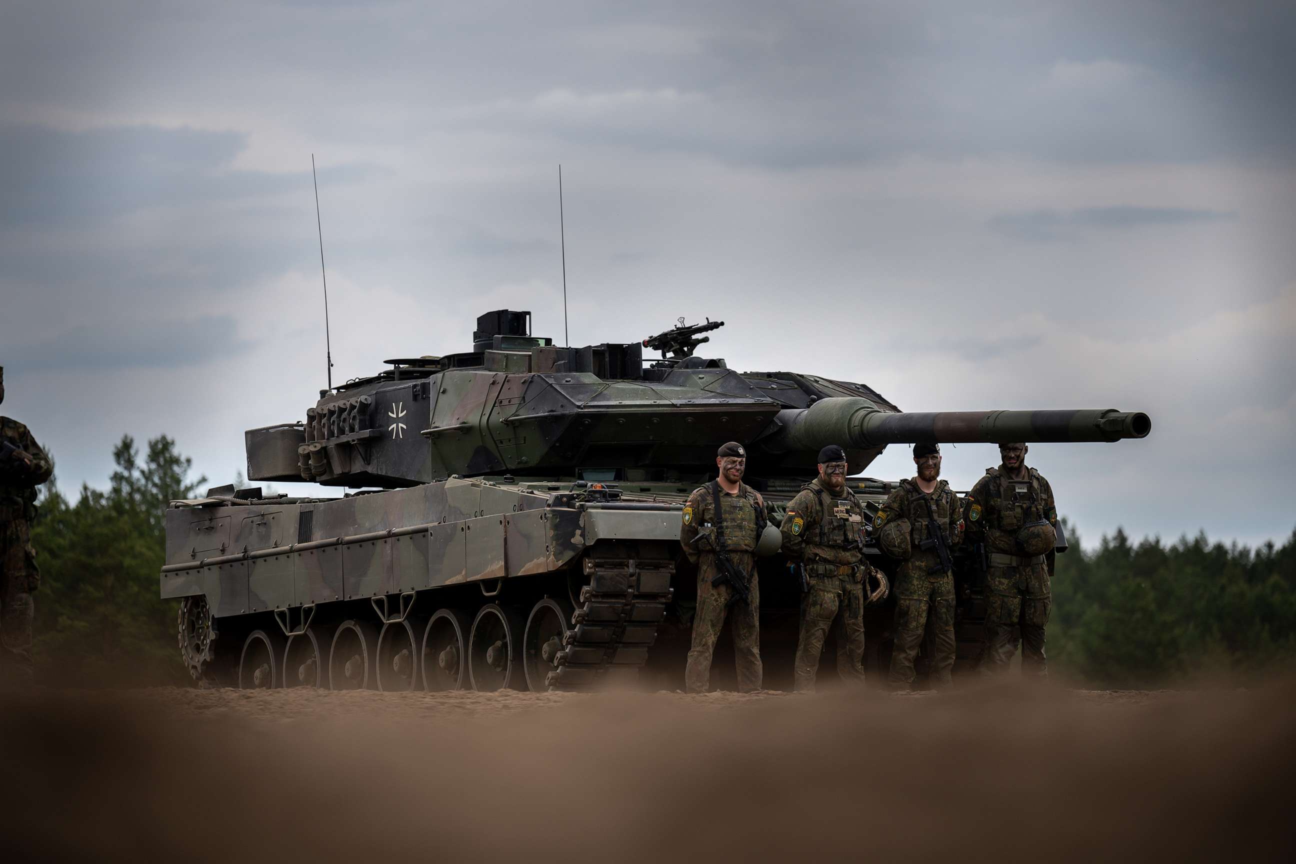 Will Leopard 2 tanks be a game-changer in Ukraine?