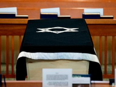 ‘One of one’: Democratic leaders honor Lieberman at funeral