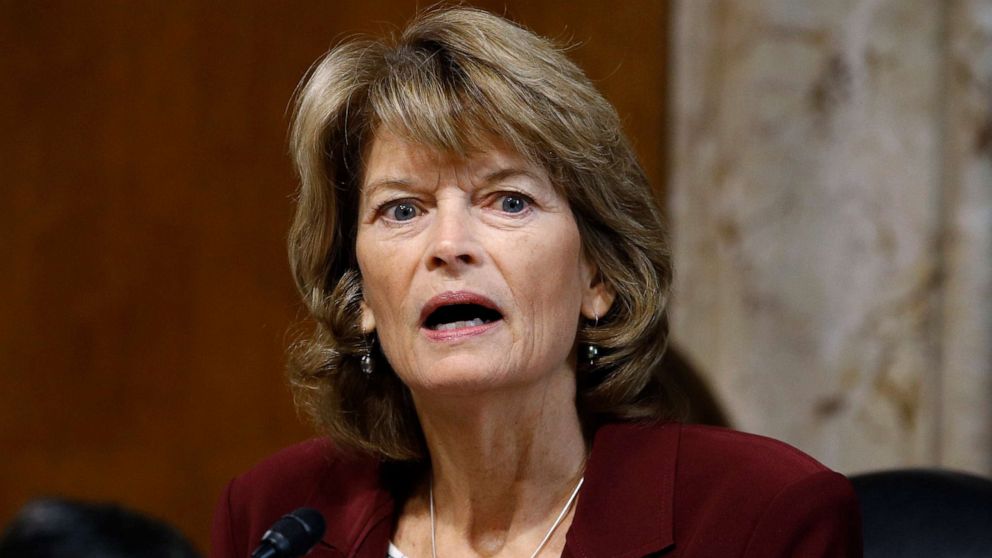 Sen. Lisa Murkowski said she's 'disturbed' by McConnell's comments on WH coordination thumbnail