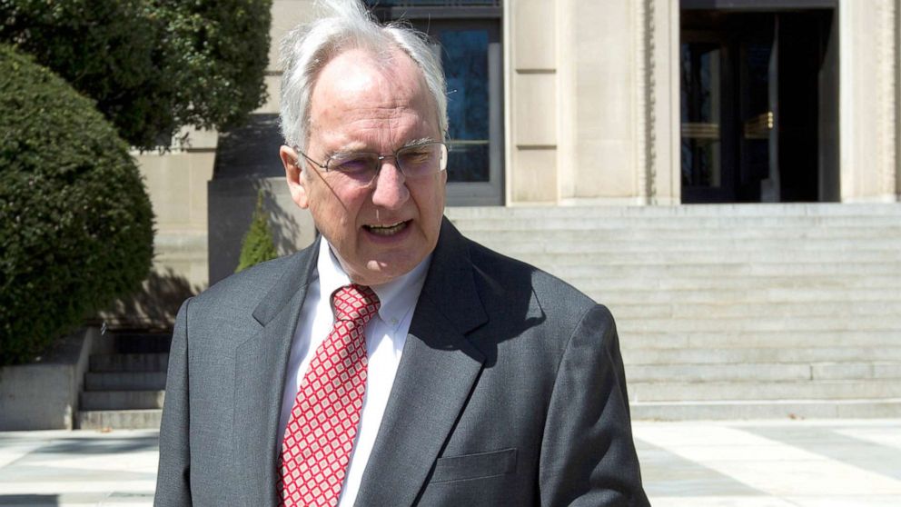 Former GOP congressman says he never consulted Giuliani about Ukraine thumbnail
