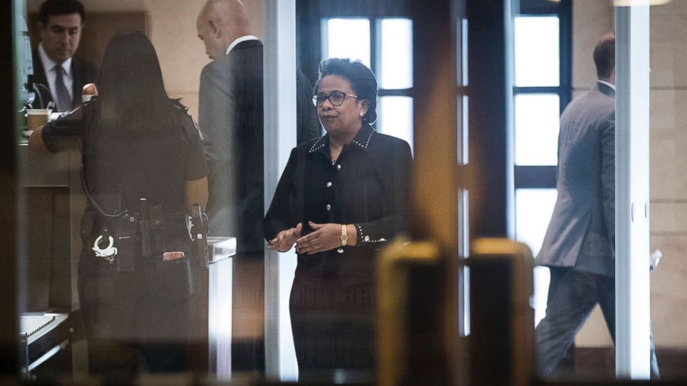 PHOTO: Former Attorney General Loretta Lynch arrives at the U.S. Capitol on her way to meet with members of the House Intelligence Committee, Oct. 20, 2017 in Washington, D.C.