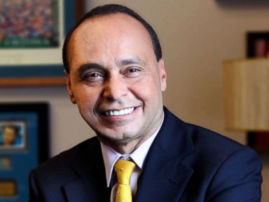 PHOTO: Congressman Luis Gutierrez in an official portrait.