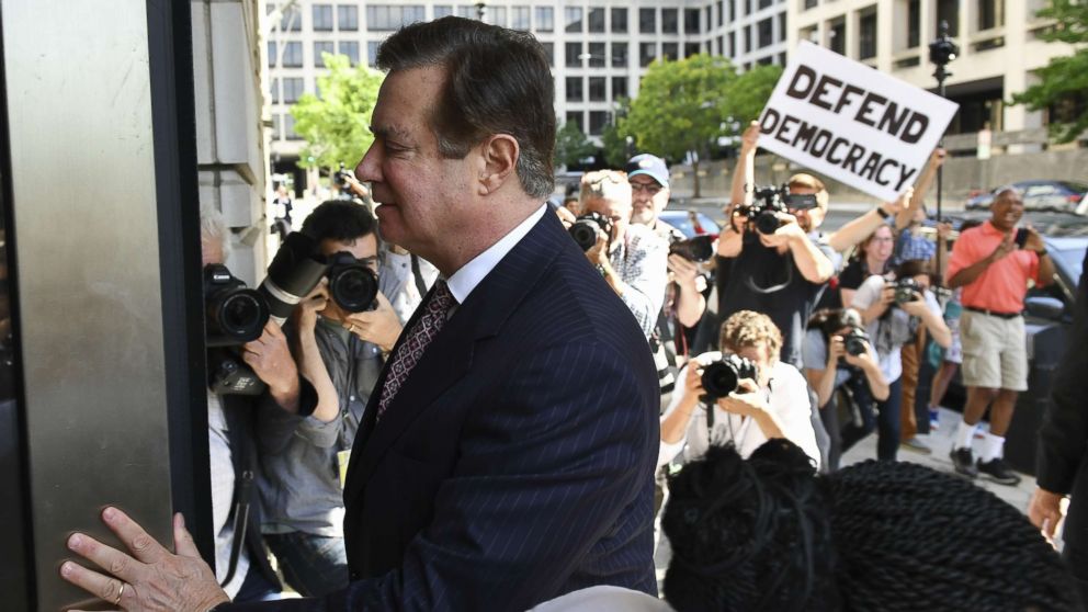 PHOTO: Paul Manafort arrives for a hearing at US District Court, June 15, 2018, in Washington, D.C. 