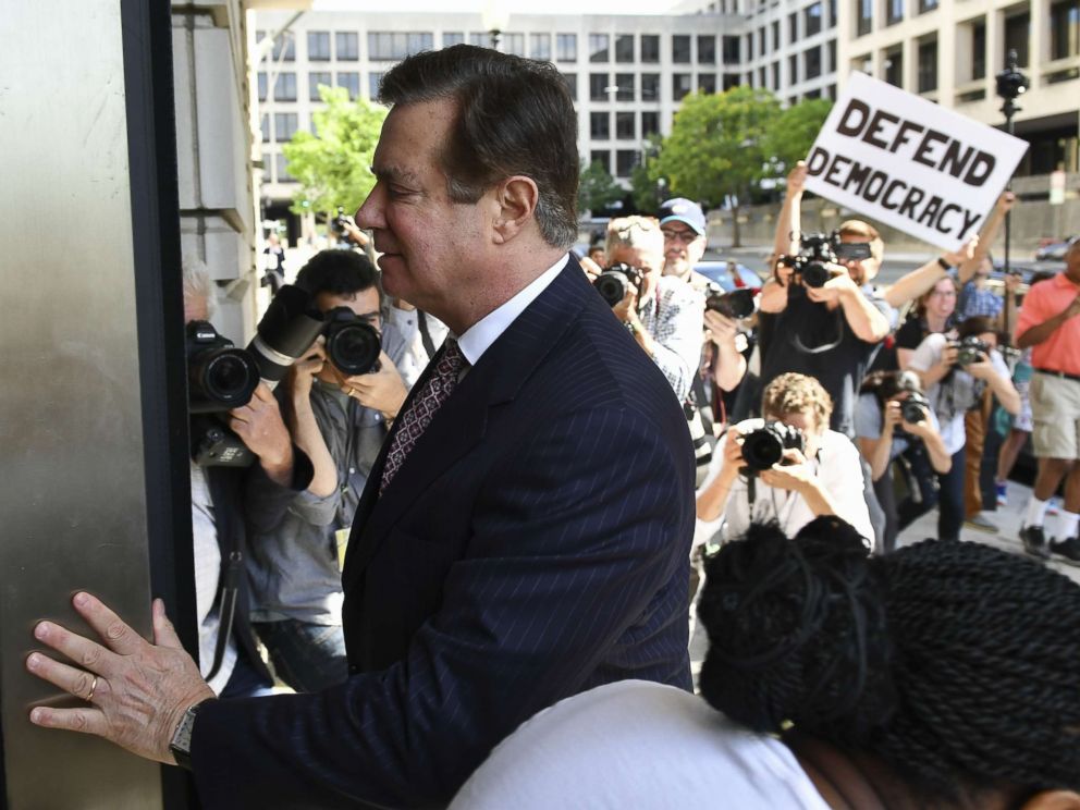 PHOTO: Paul Manafort arrives for a hearing at US District Court, June 15, 2018, in Washington, D.C.