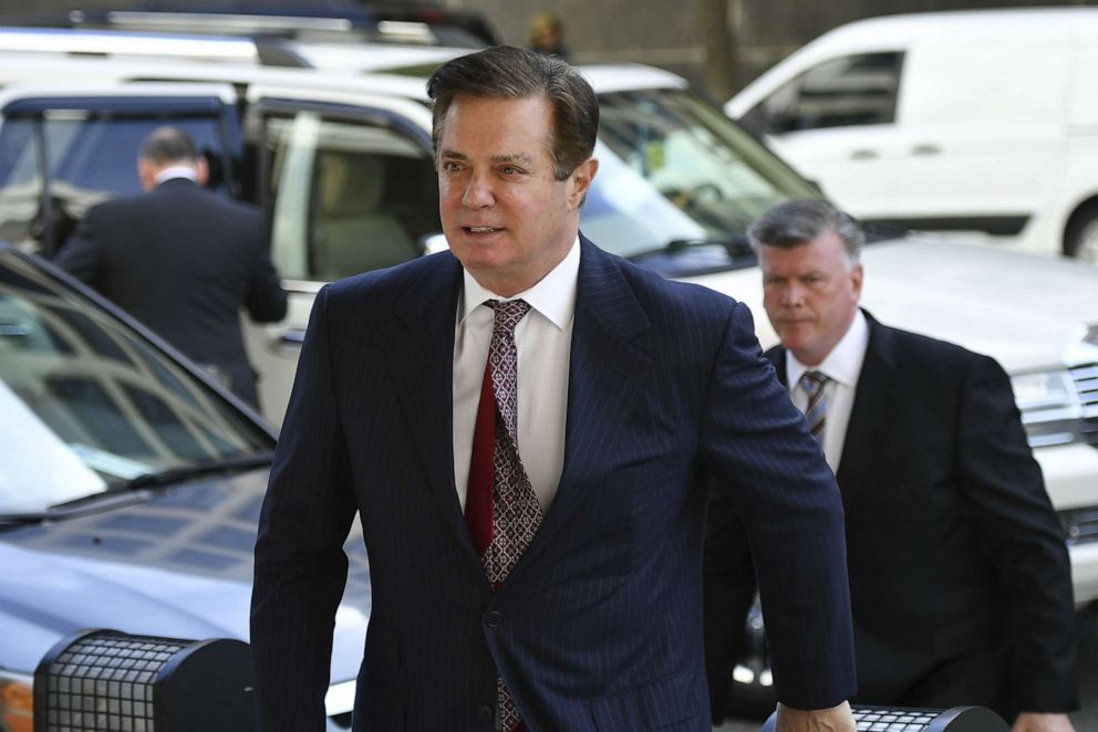 PHOTO: Paul Manafort arrives for a hearing at U.S. District Court on June 15, 2018 in Washington, D.C.