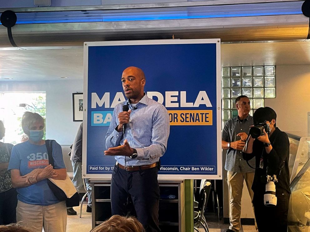PHOTO: Democratic Lt. Gov. Mandela Barnes meets with supporters at Monty's Blue Plate Diner in Madison, Wis., on Oct. 4, 2022, during a statewide tour highlighting his opponent's history opposing abortion rights.
