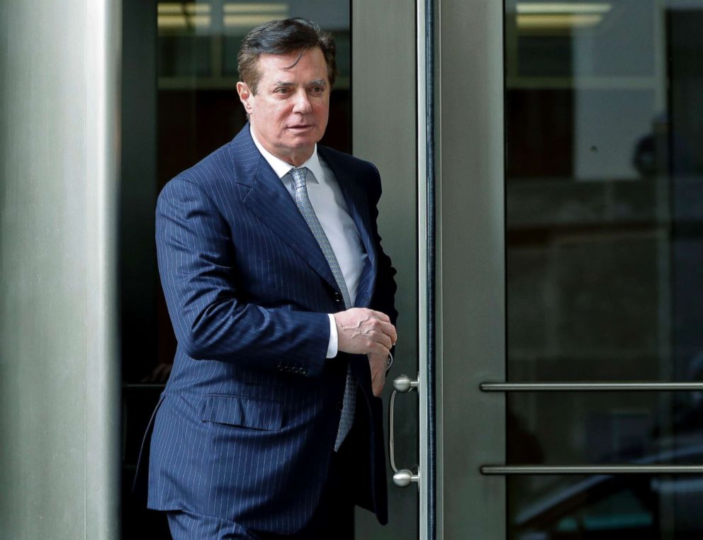 PHOTO: Paul Manafort, President Donald Trump's former campaign chairman, leaves the federal courthouse in Washington, D.C., Feb. 14, 2018.