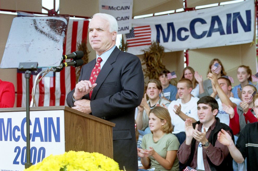 Senator John McCain, of Arizona, formally declares his intention to run for the Republican U.S. presidential nomination, Sept. 27, 1999, during a campaign kick-off rally in Nashua, N.H.