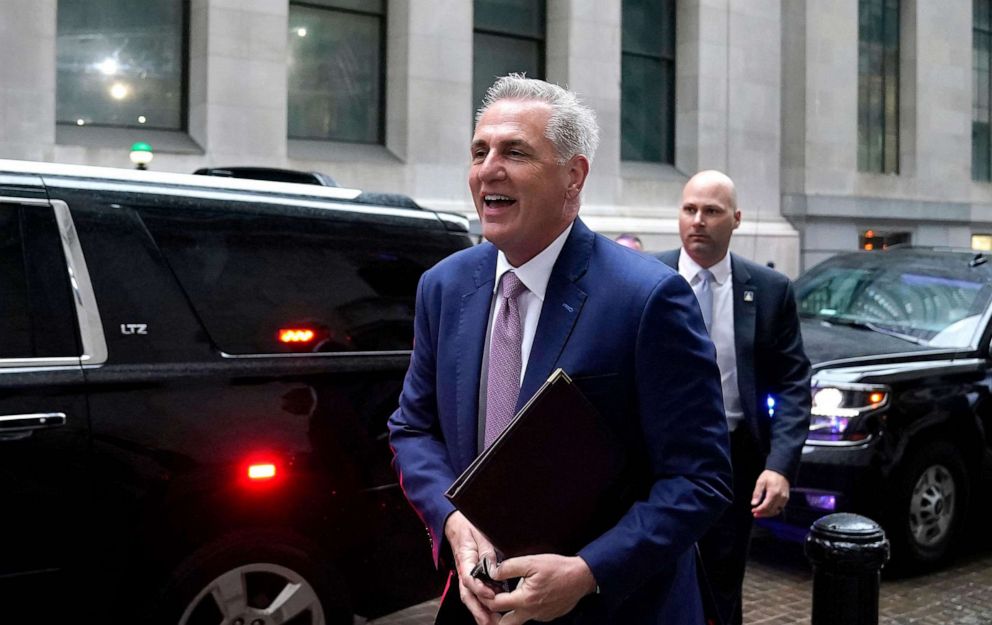 PHOTO: House Speaker Kevin McCarthy arrives on Wall Street to deliver a speech on the economy at the New York Stock Exchange (NYSE) in New York, April 17, 2023.