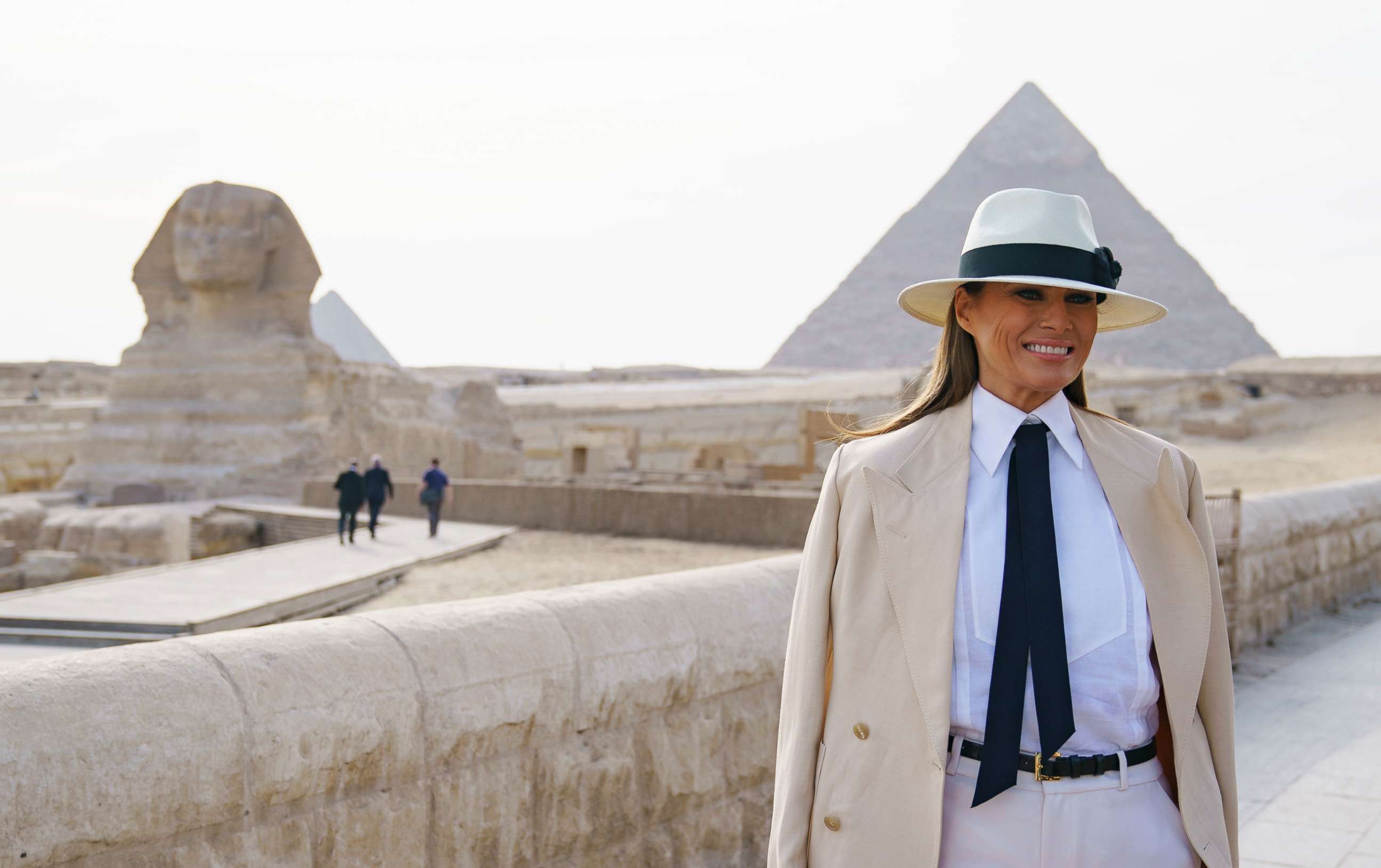 PHOTO: First lady Melania Trump visits the ancient statue of Sphinx, with the body of a lion and a human head, at the historic site of Giza Pyramids in Giza, near Cairo, Egypt, Oct. 6, 2018.
