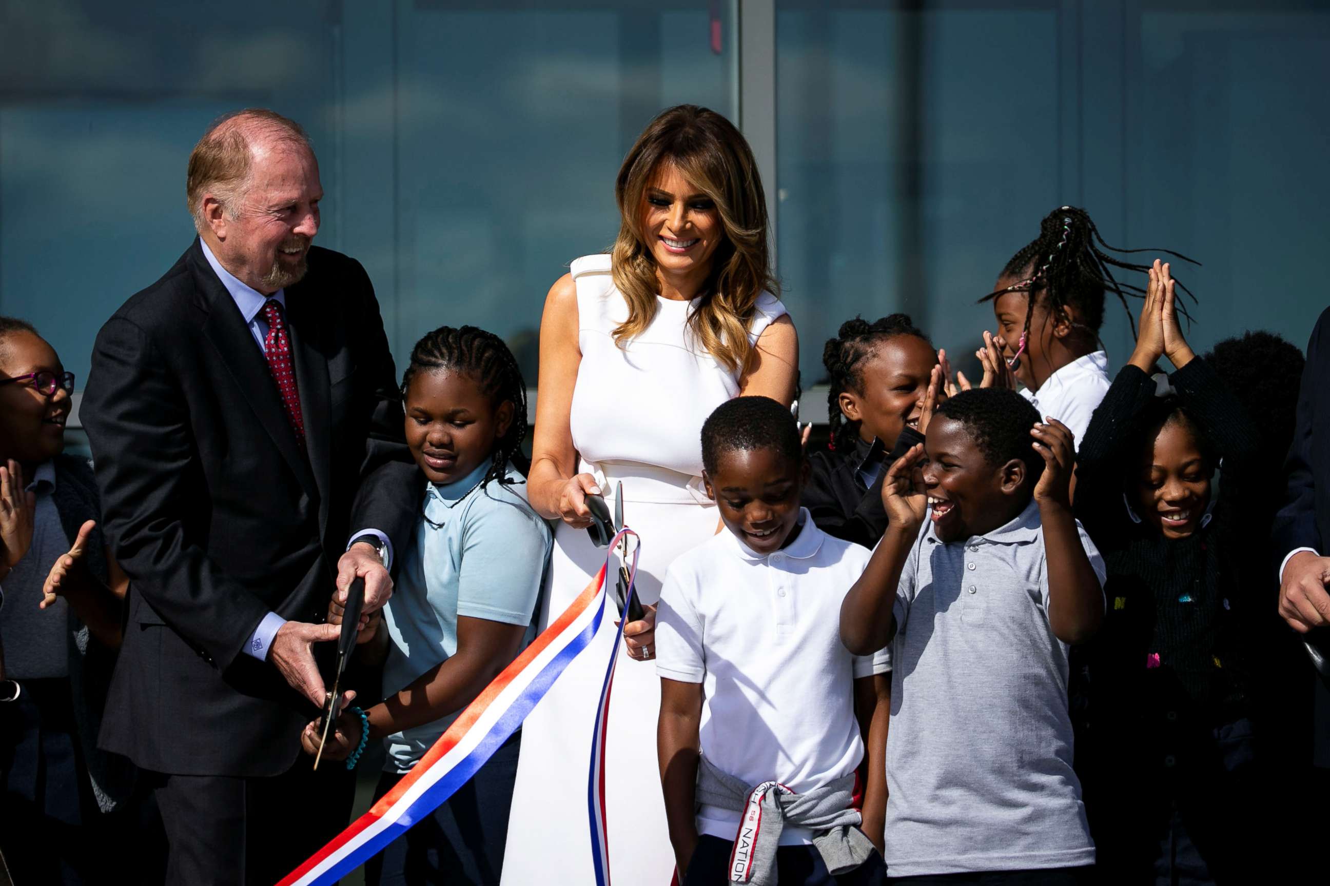 PHOTO: First lady Melania Trump greets fourth-graders during a ribbon cutting and ceremonial ride to the top, to celebrate the re-opening of the Washington Monument in Washington, Sept. 19, 2019.
