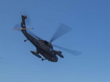 <div></noscript>5 US special ops troops killed in helicopter crash after training 'mishap': Officials</div>
