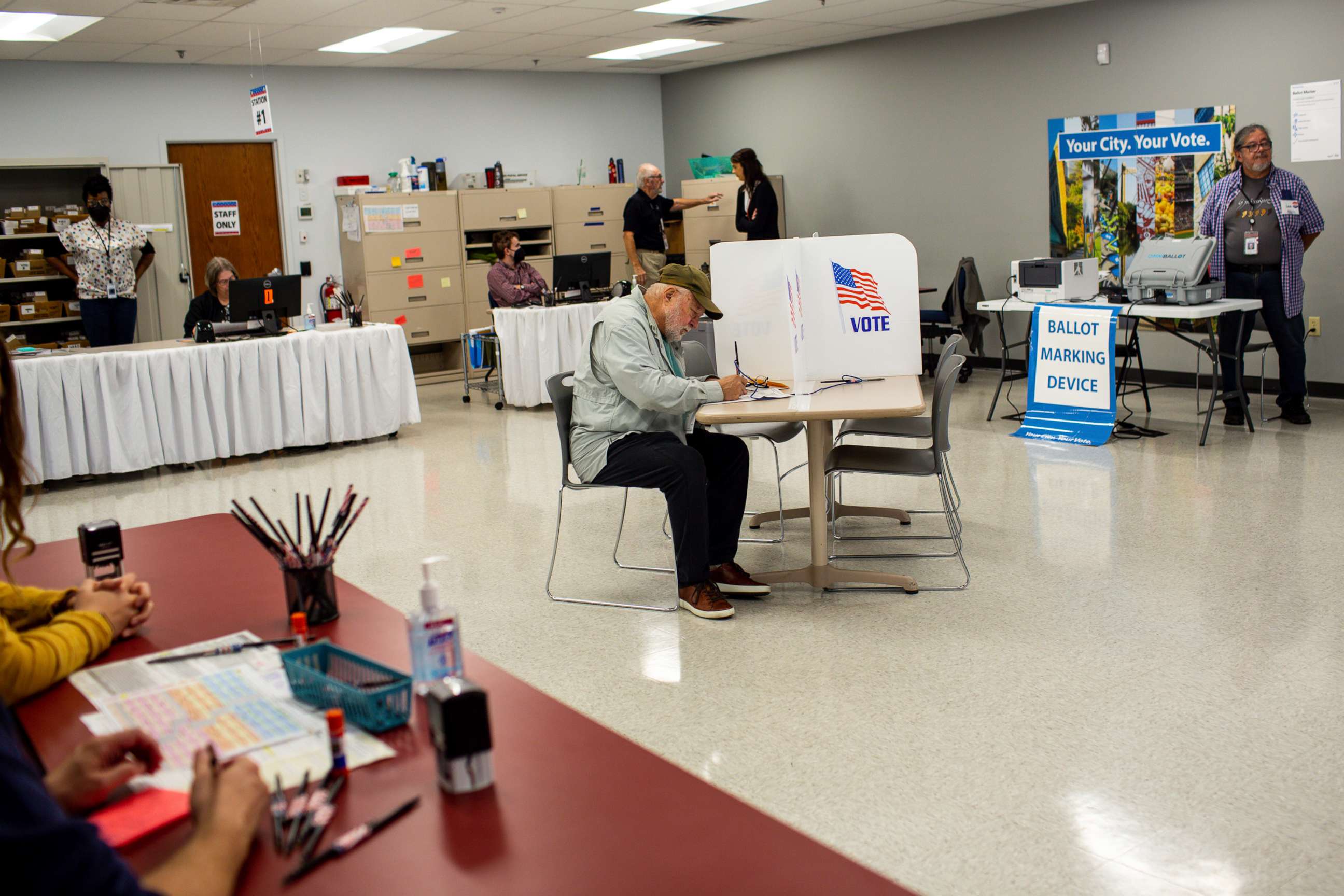 PHOTO: Voters cast their ballots on Sept. 23, 2022, in Minneapolis.