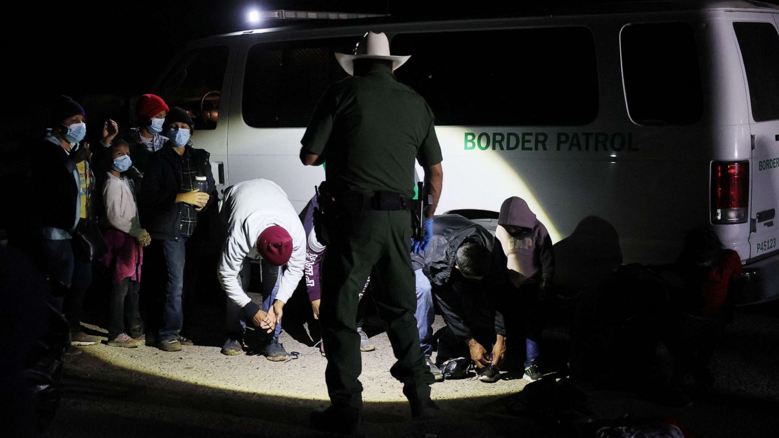 180,000 migrants picked up by Border Patrol in May; 38% had 'at