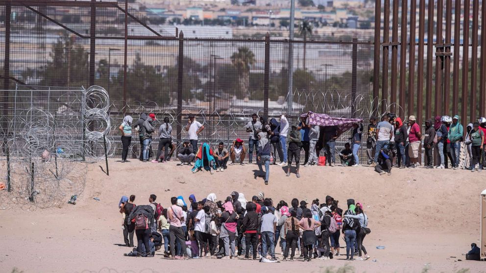 Border communities see uptick in migrant arrivals in recent weeks ...