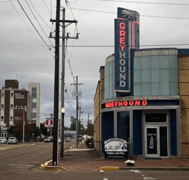 PHOTO: A neon sign is partially lit at a former Greyhound Bus Station in Clarksdale, Miss., Oct. 26, 2018.
